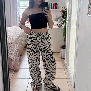 Zara Women's multi Trousers